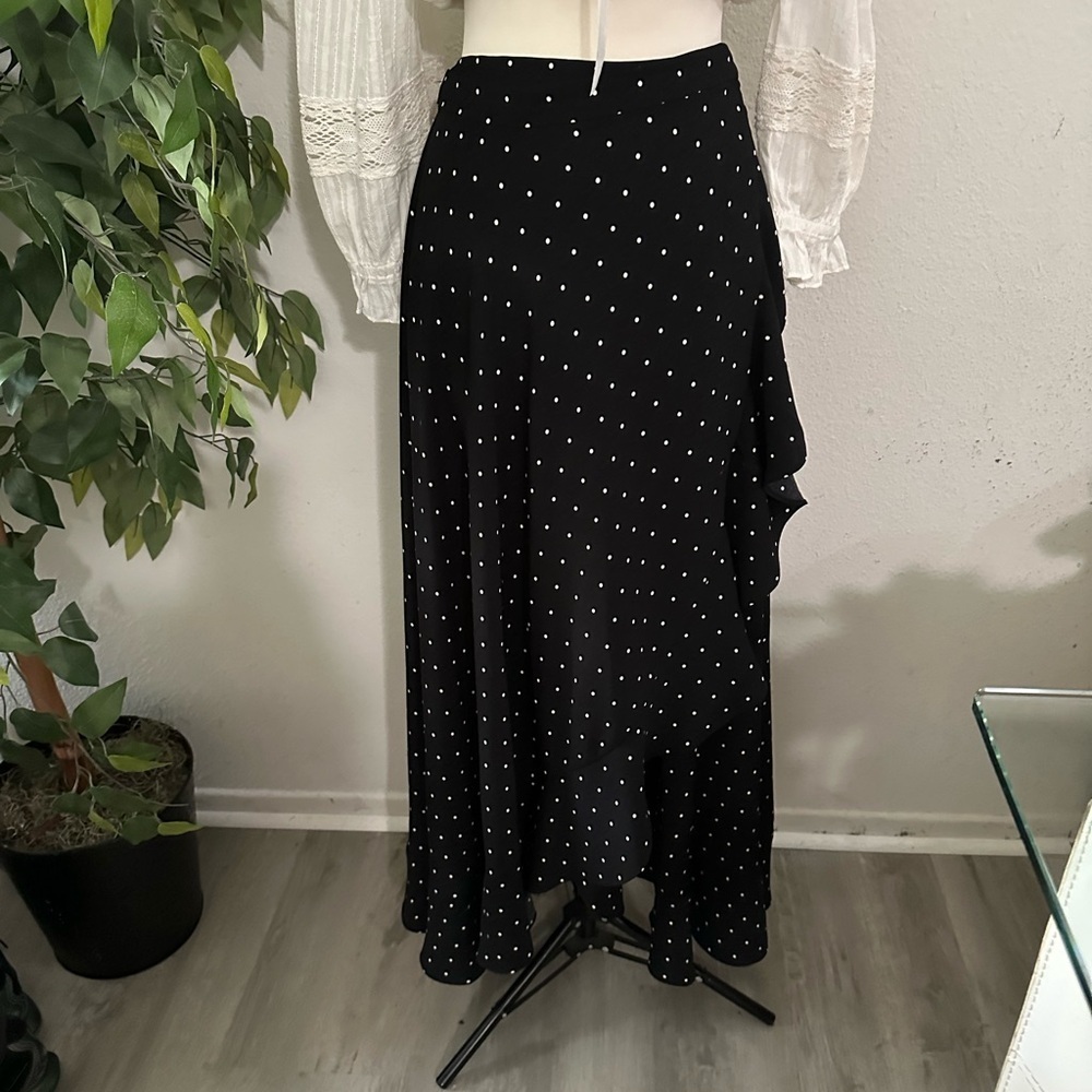 Adrienne Vittadini Black wrap Polka Dot Skirt Sz M preppy pattern basic neutral